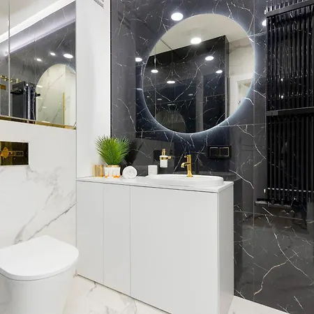 Luxury Wynalazek In Mokotów By Renters Prestige Apartamento Varsóvia
